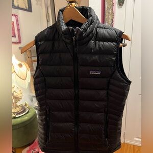 Patagonia unworn puffer vest black small